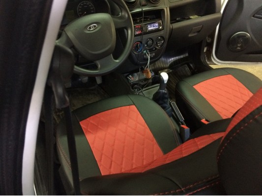 Авточехлы на Lada Granta Авточехлы на Lada Granta