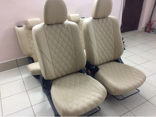 Авточехлы на Mitsubishi Outlander 3 Авточехлы на Mitsubishi Outlander 3