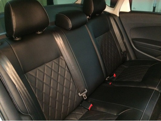 Каркасные авточехлы на Volkswagen Polo Каркасные авточехлы на Volkswagen Polo